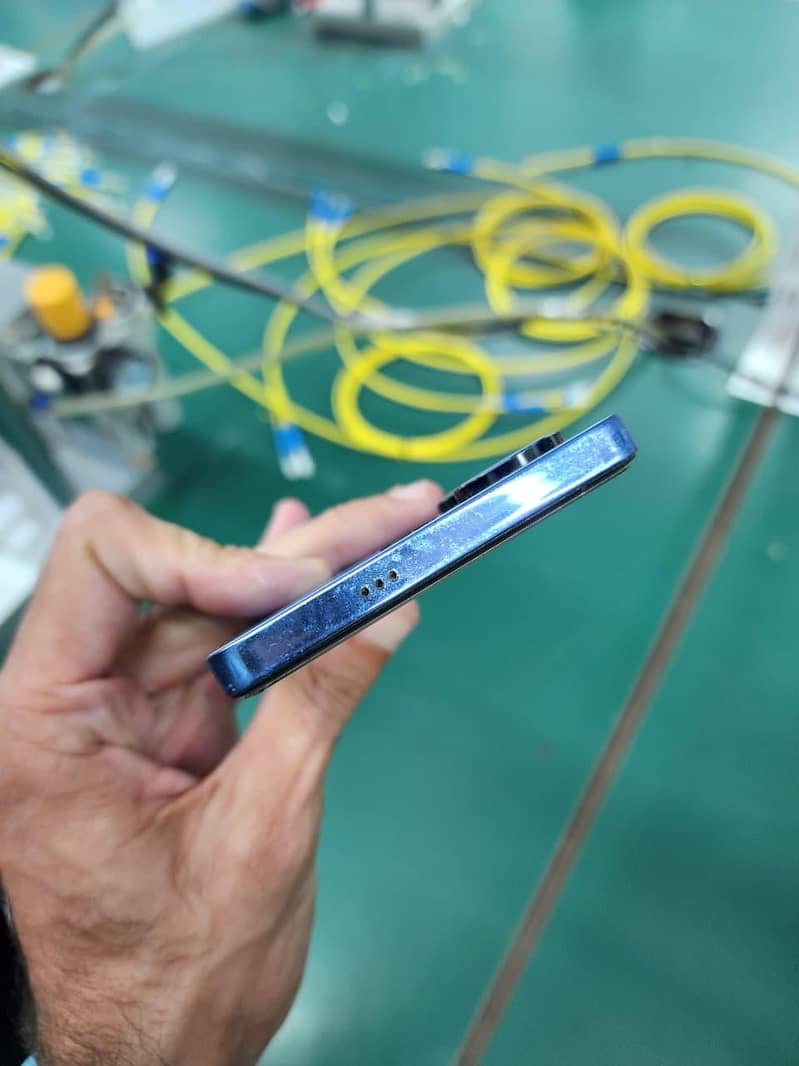 Tecno CAMON 20 3