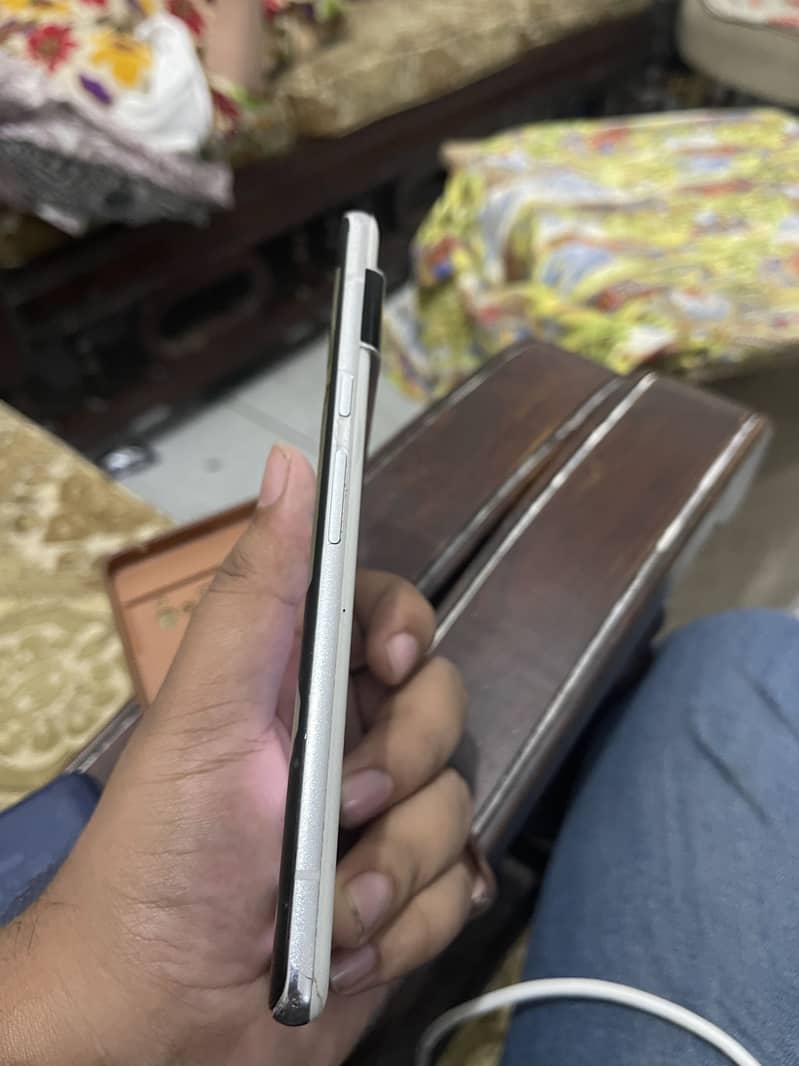 Google Pixel 6 Pro 2