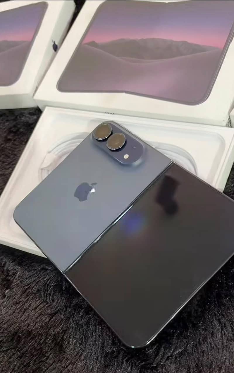 Apple iPhone Duo Just Box Open - Mobile Phones - 1120906763