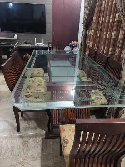 Dining Table and 8 chairs