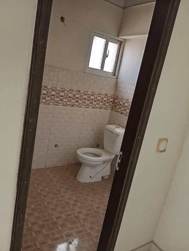 Newly Construction Top Floor With Paint House Gulistan E Johar Block 15 ...