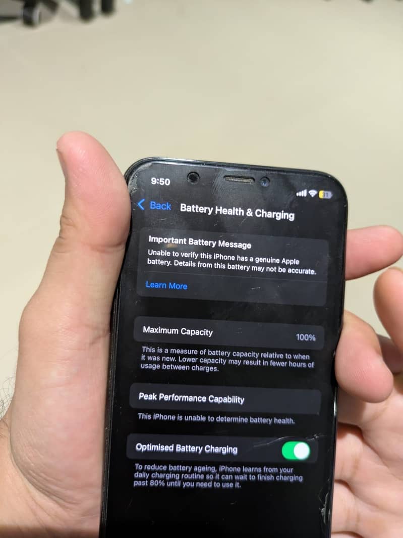 Apple iPhone XS 4