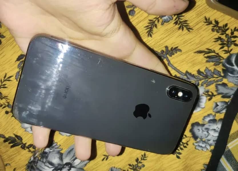 Apple iPhone X 3