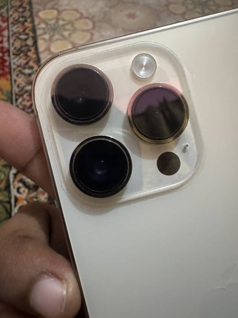 Apple iPhone 14 Pro Max 2