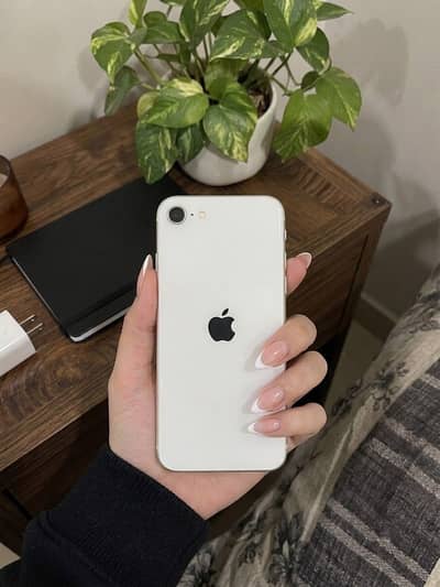 Iphone8 converted Se2020 PTA