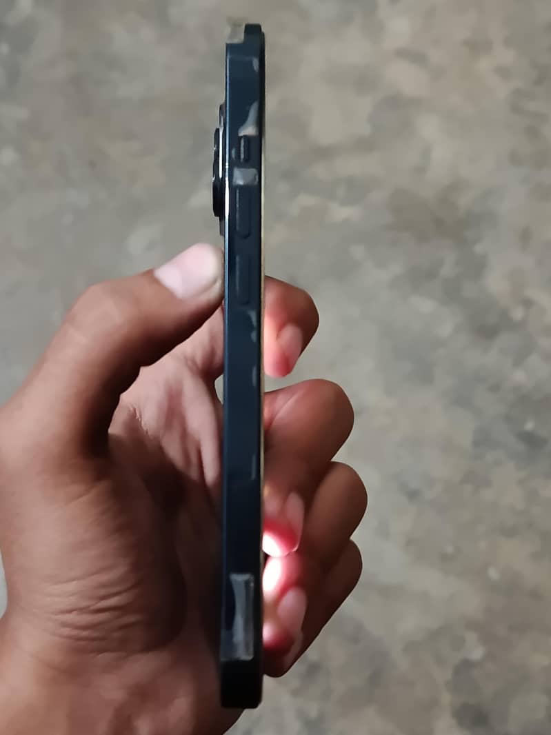 Apple iPhone 14 1