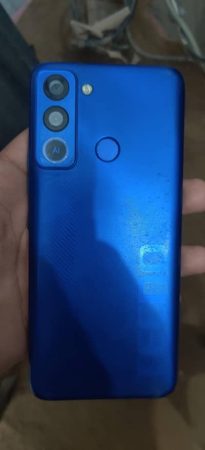 Tecno Pova 5
