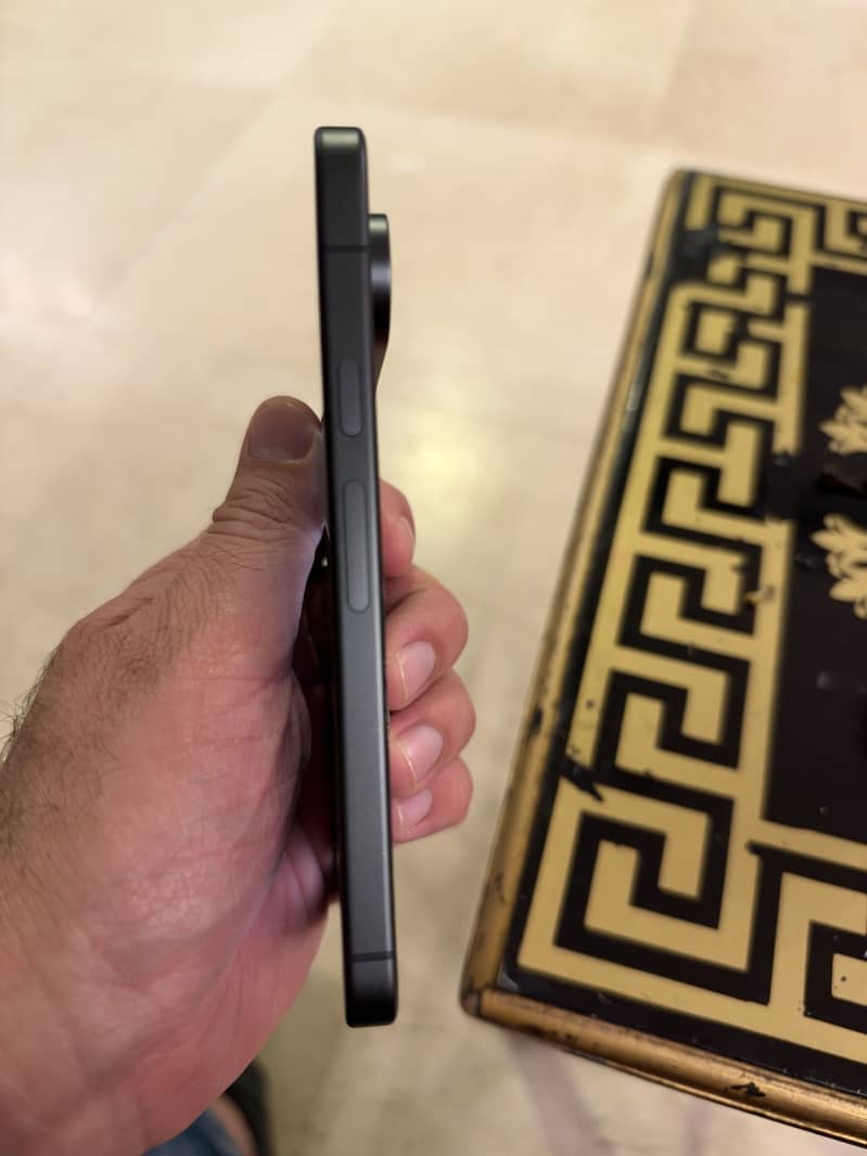 Google Pixel 10 2