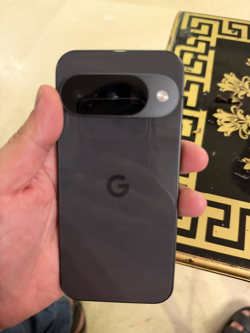 Google Pixel 10 5