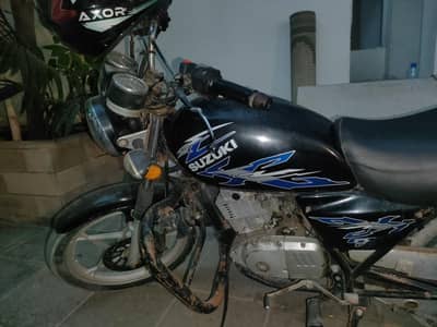 Suzuki 150 Gas se