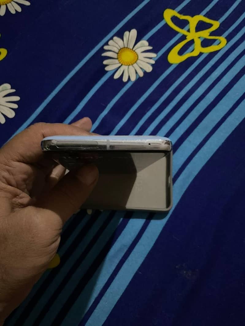 Google Pixel 8 Pro 7