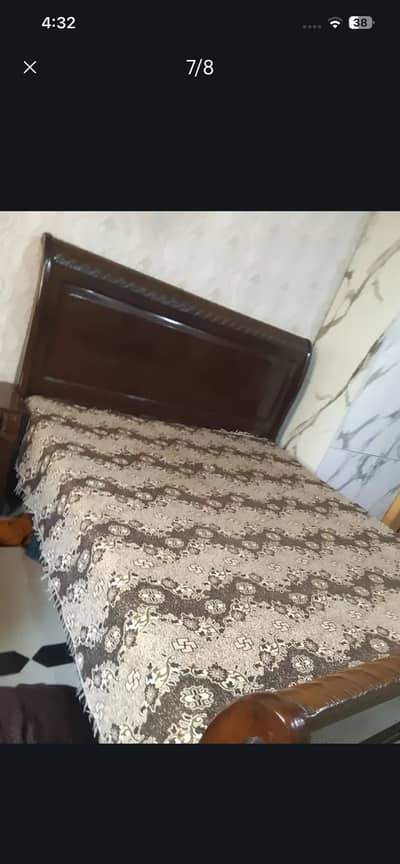 King size bed