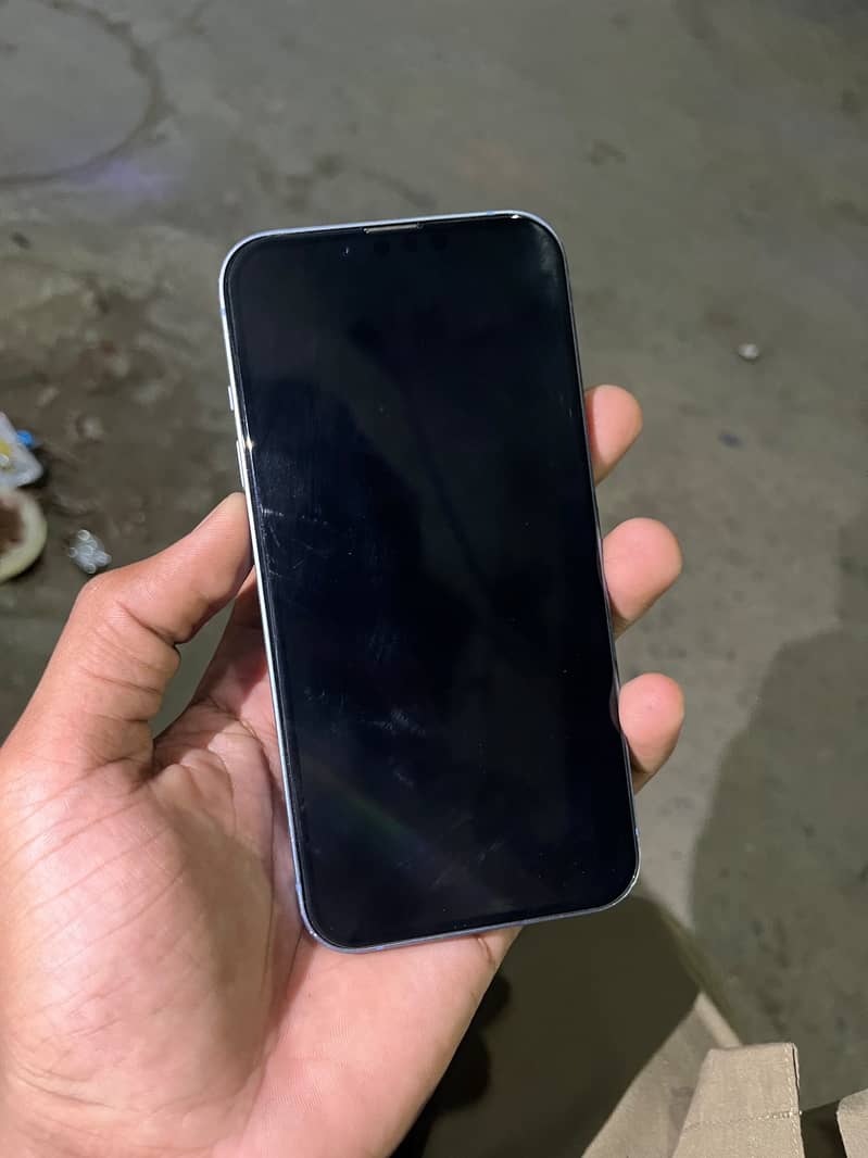 Apple iPhone 14 7