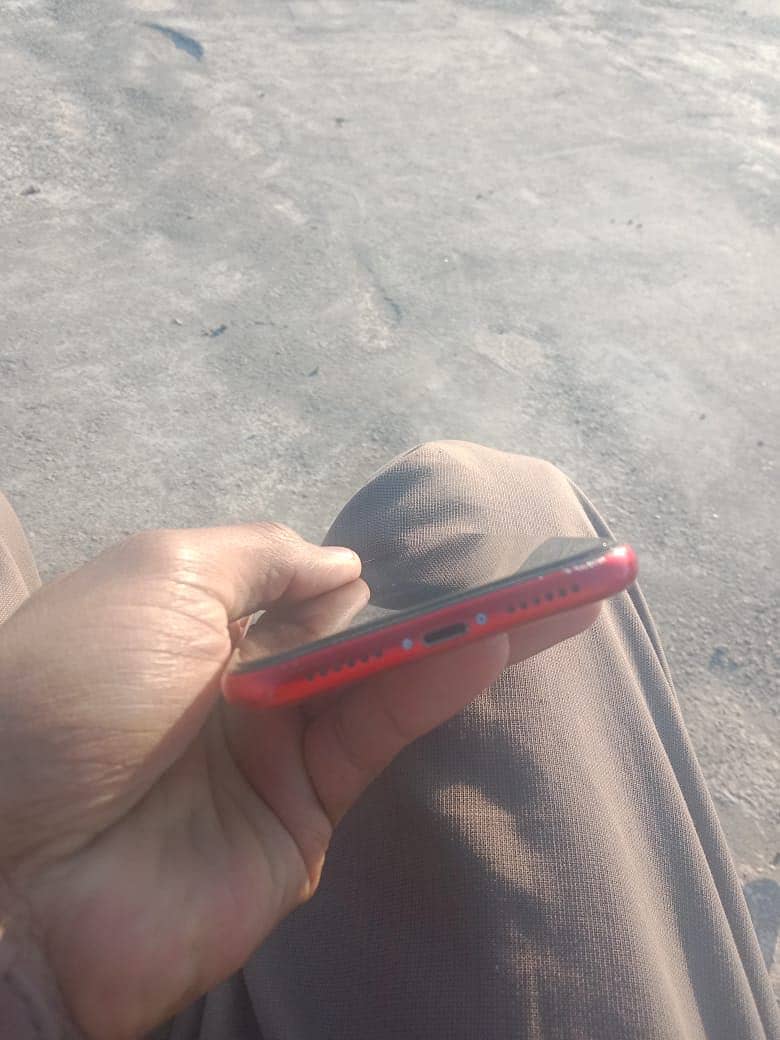 Apple iPhone XR 2