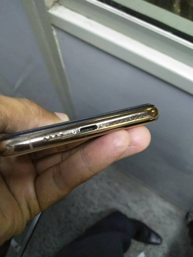 iPhone 11 pro 3