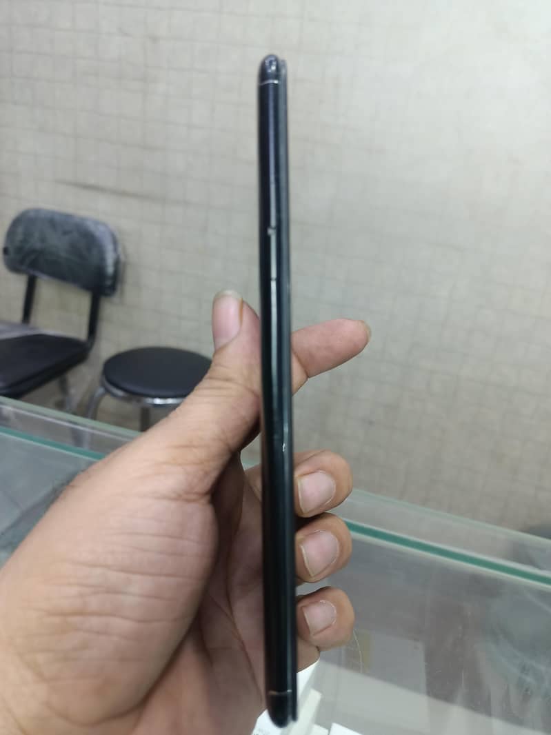 OPPO F5 1