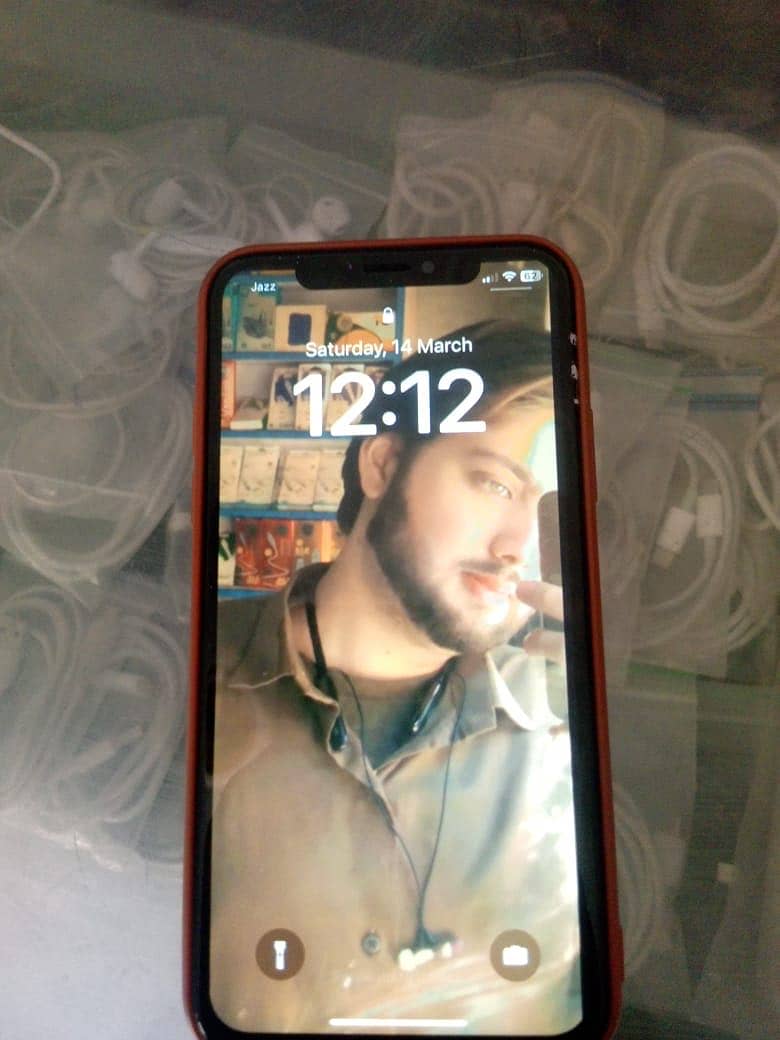 Apple iPhone X 3