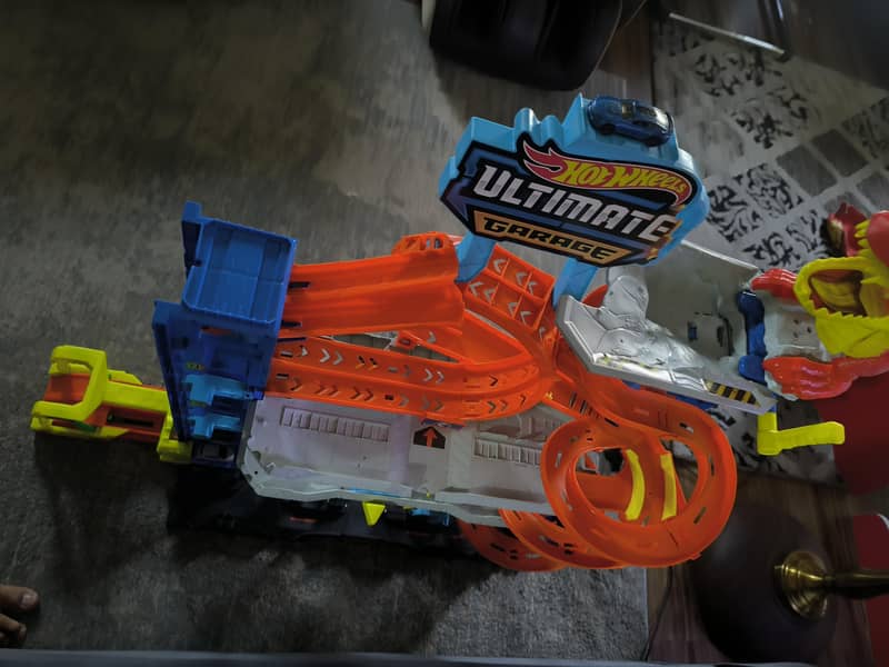 Hot wheels track 2