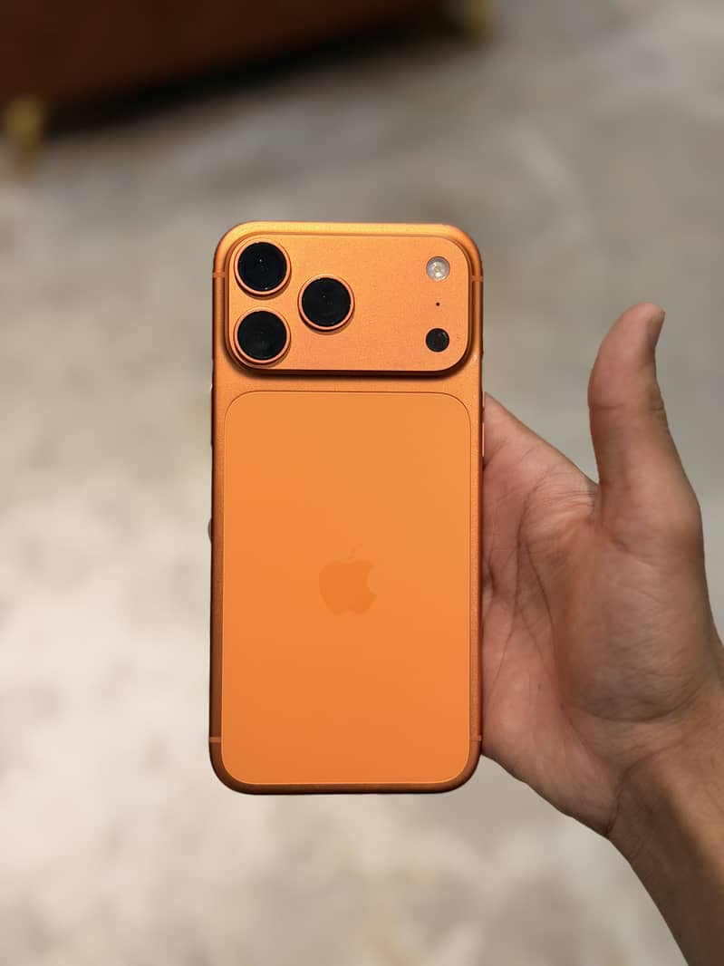 Apple iPhone 17 Pro Max 0