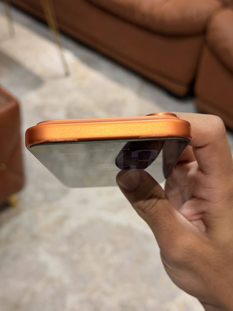 Apple iPhone 17 Pro Max 5