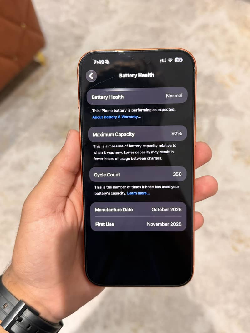 Apple iPhone 17 Pro Max 6