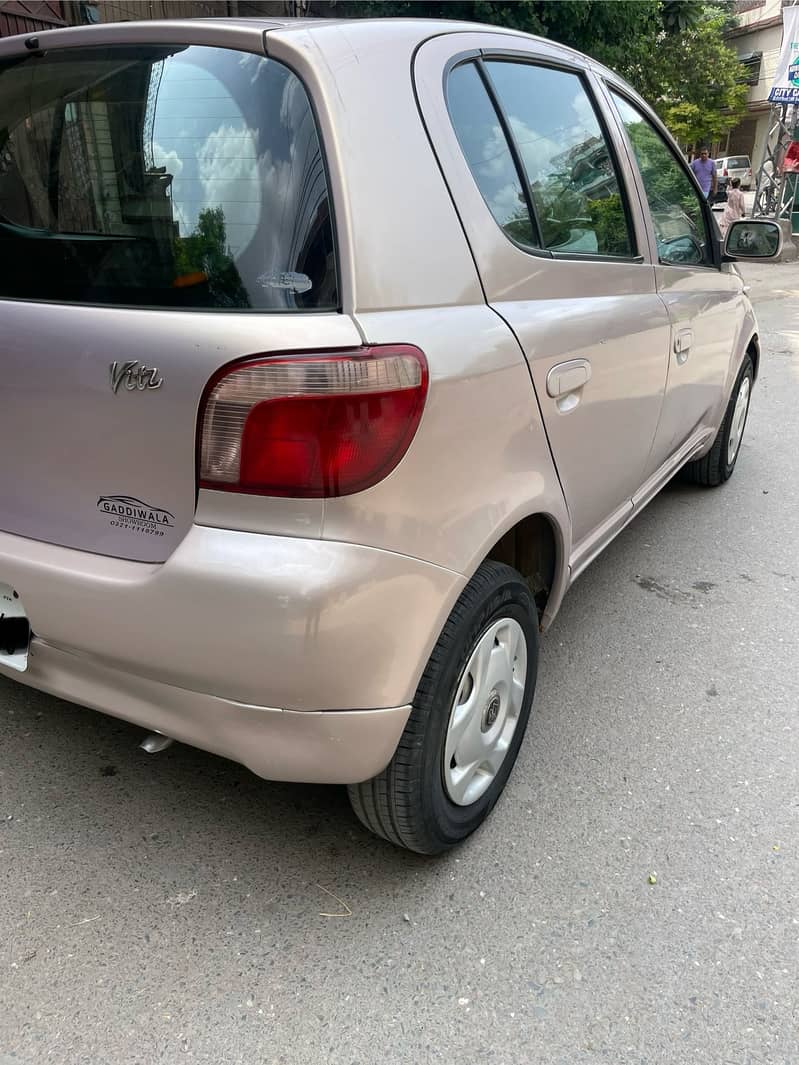 Toyota Vitz 5