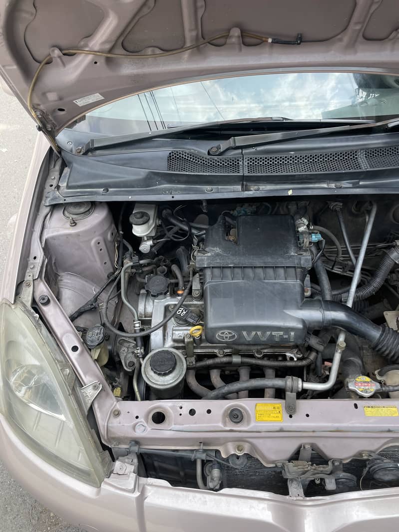 Toyota Vitz 13