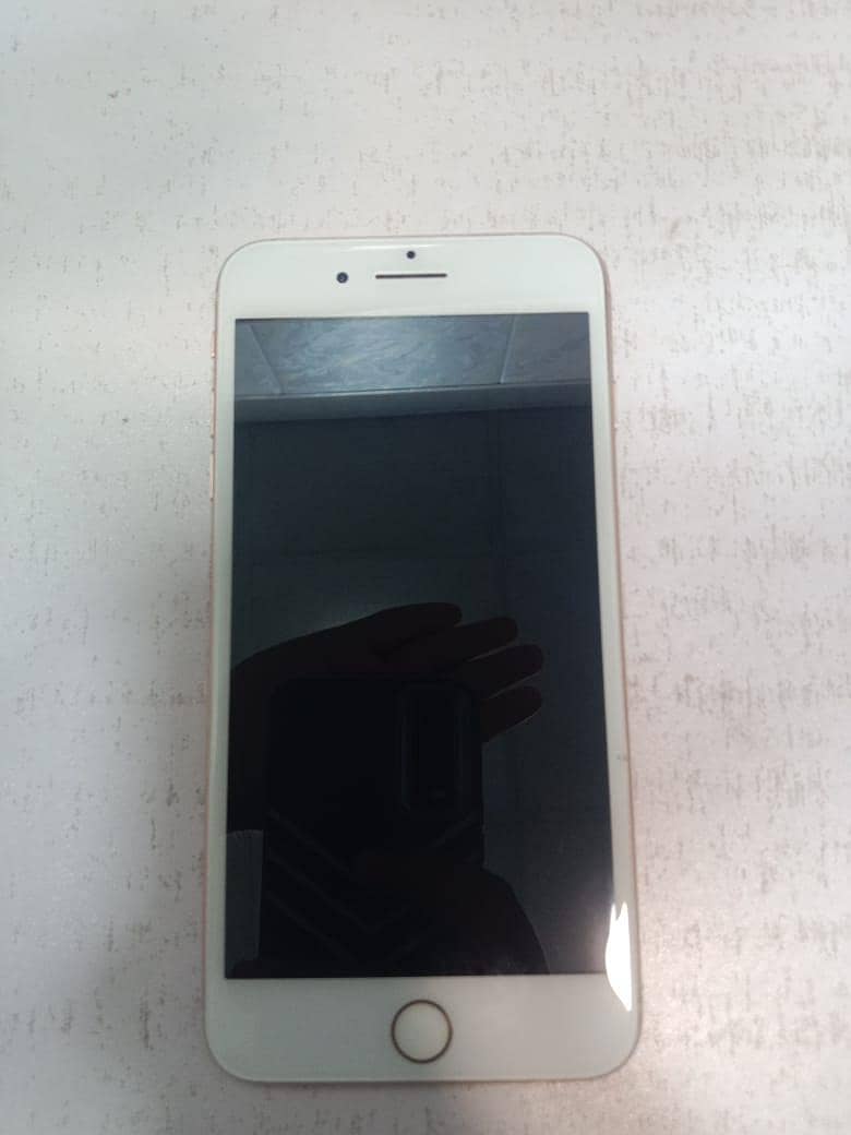 Apple iPhone 8 Plus 2