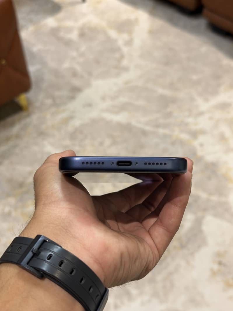 Apple iPhone 17 Pro Max 2