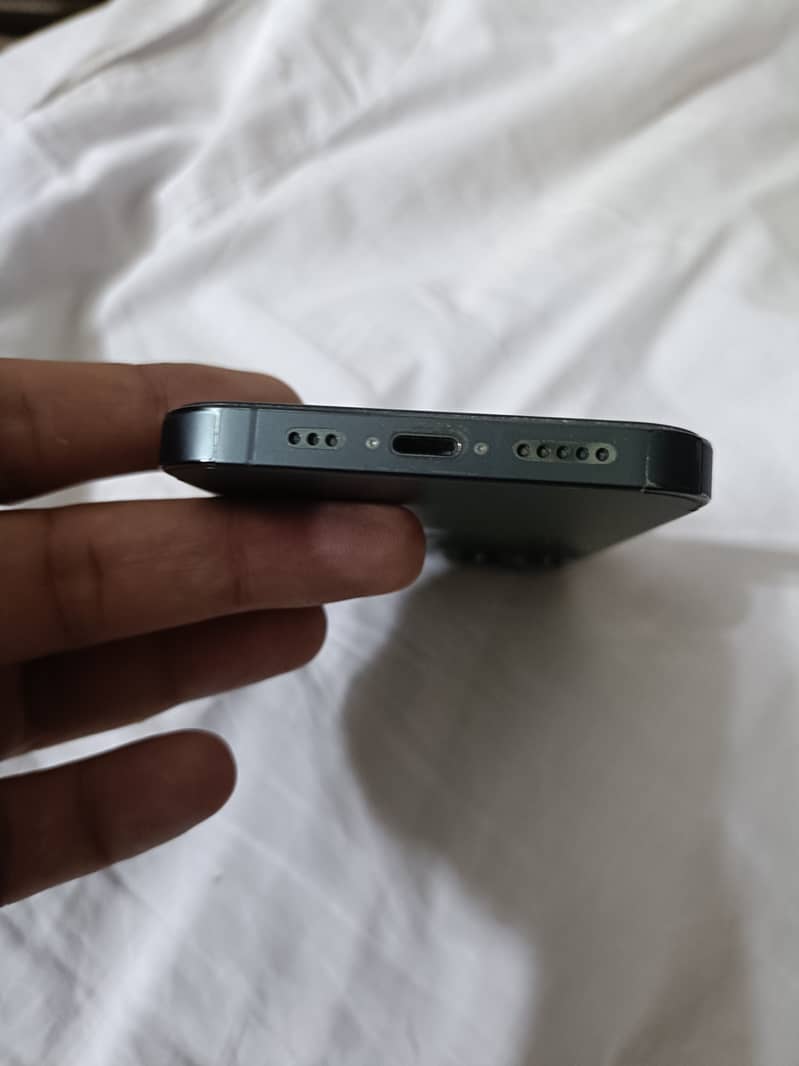 Apple iPhone 13 Pro 1