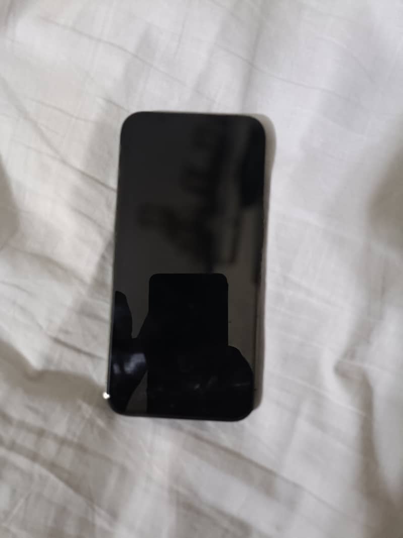 Apple iPhone 13 Pro 2