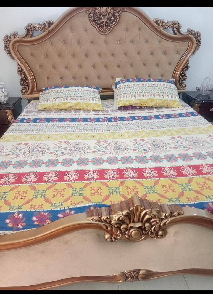 king size bed with dressing table 2