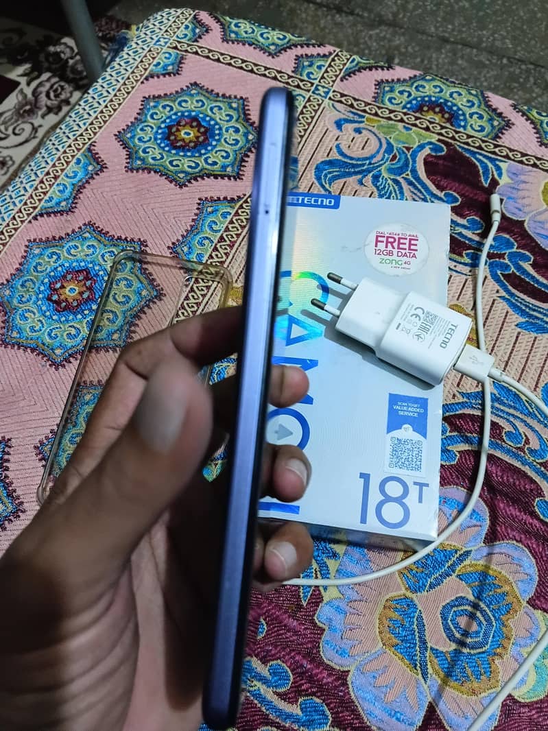 Tecno Camon 18 4