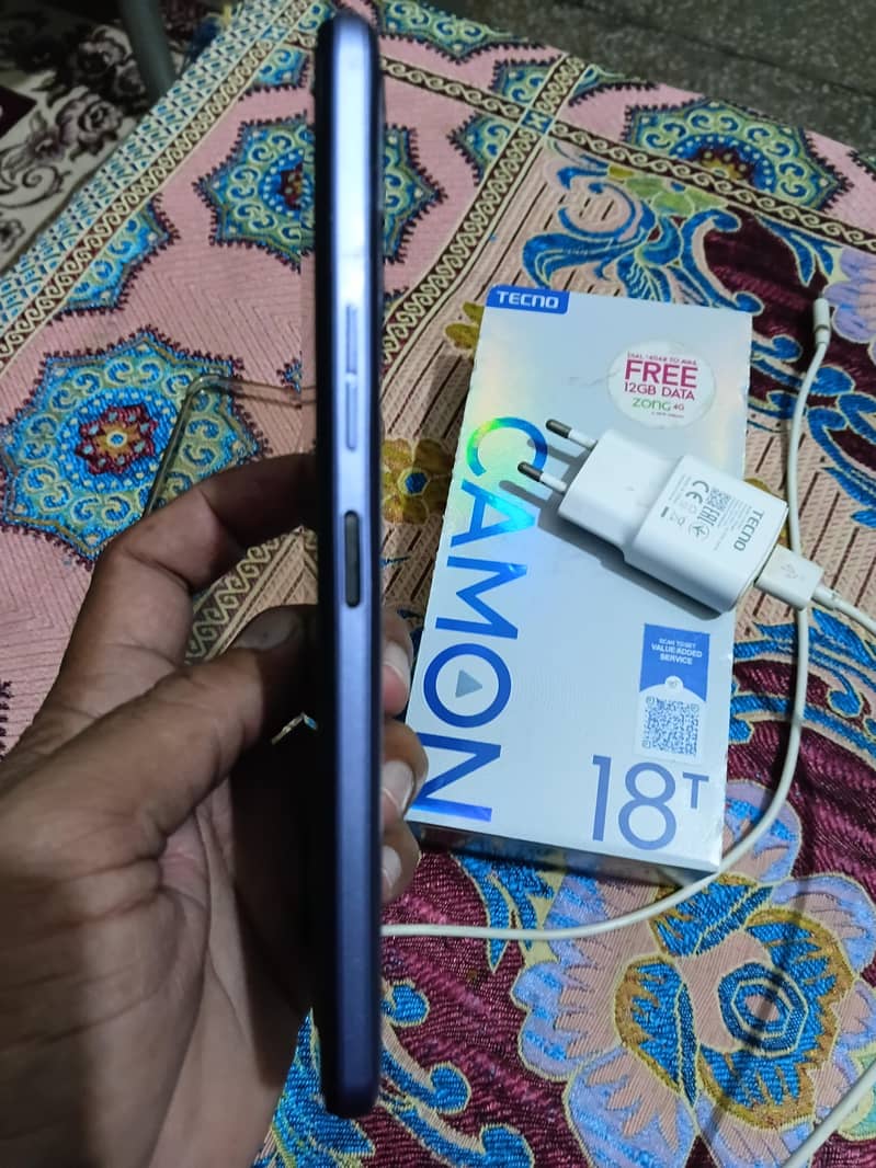 Tecno Camon 18 5