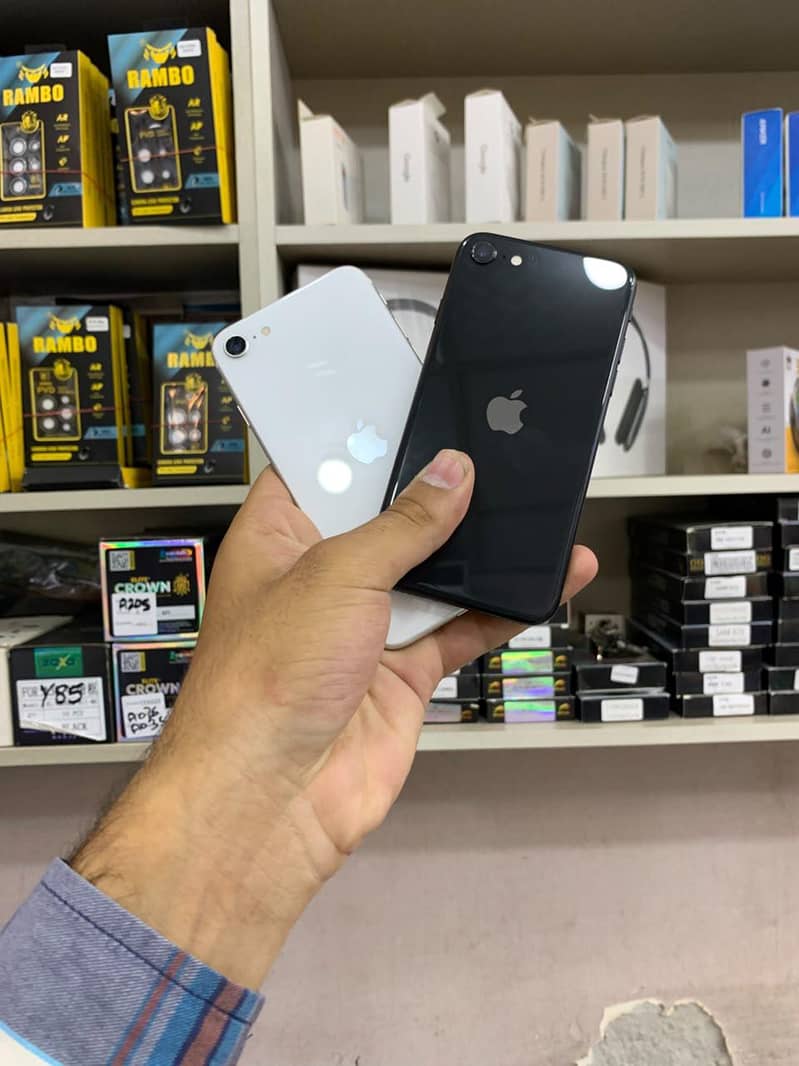 Apple iPhone SE 0