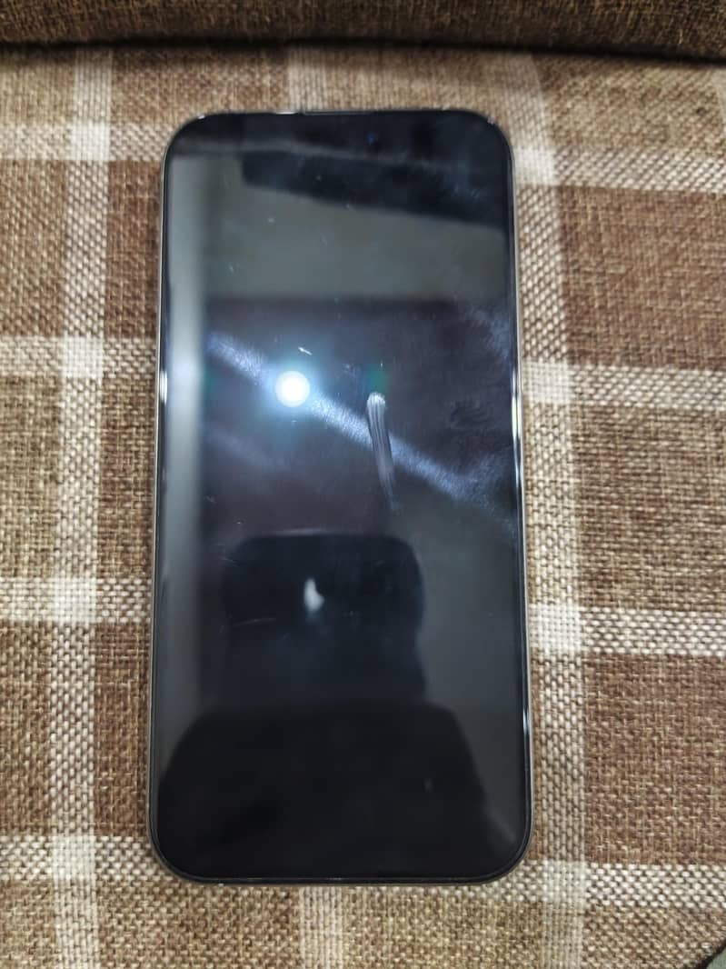 Apple iPhone 16 Pro Max 2