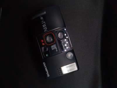 Olympus AF-1 Twin lens