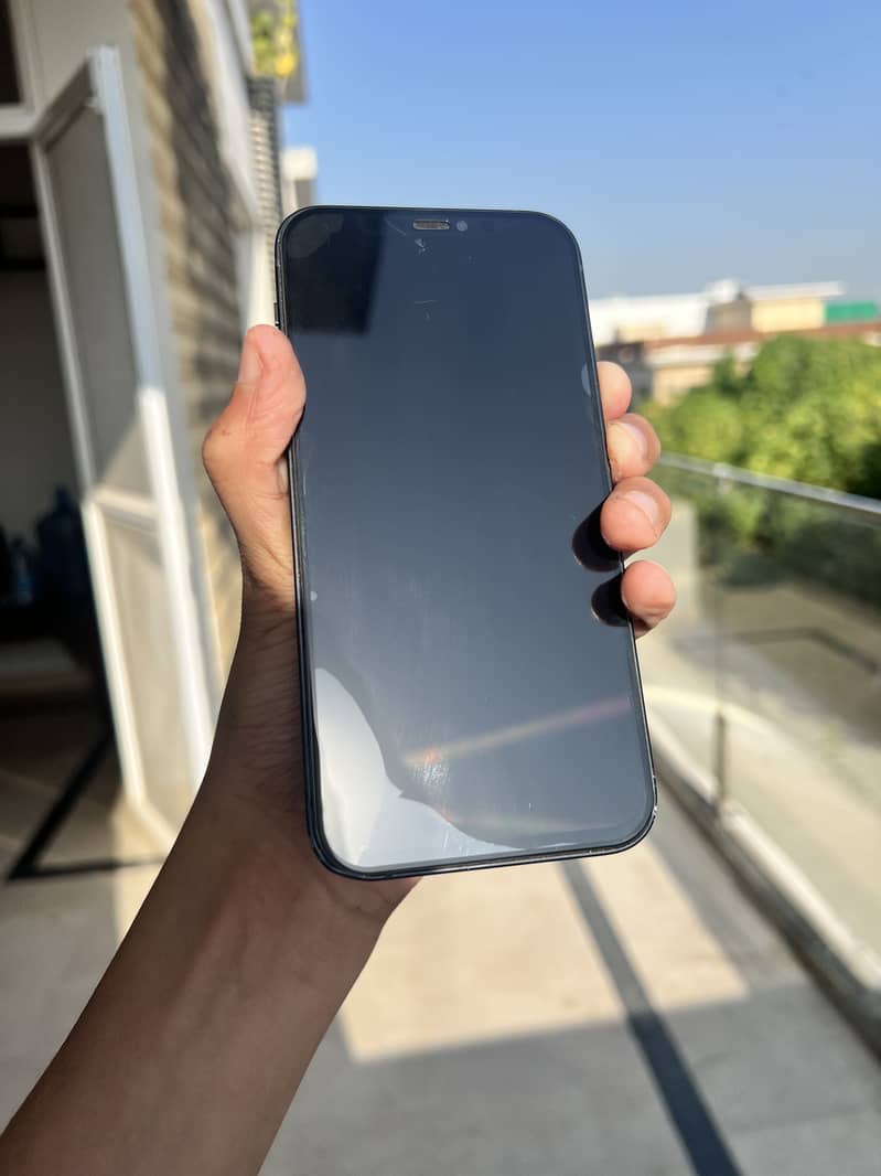 Apple iPhone 12 5