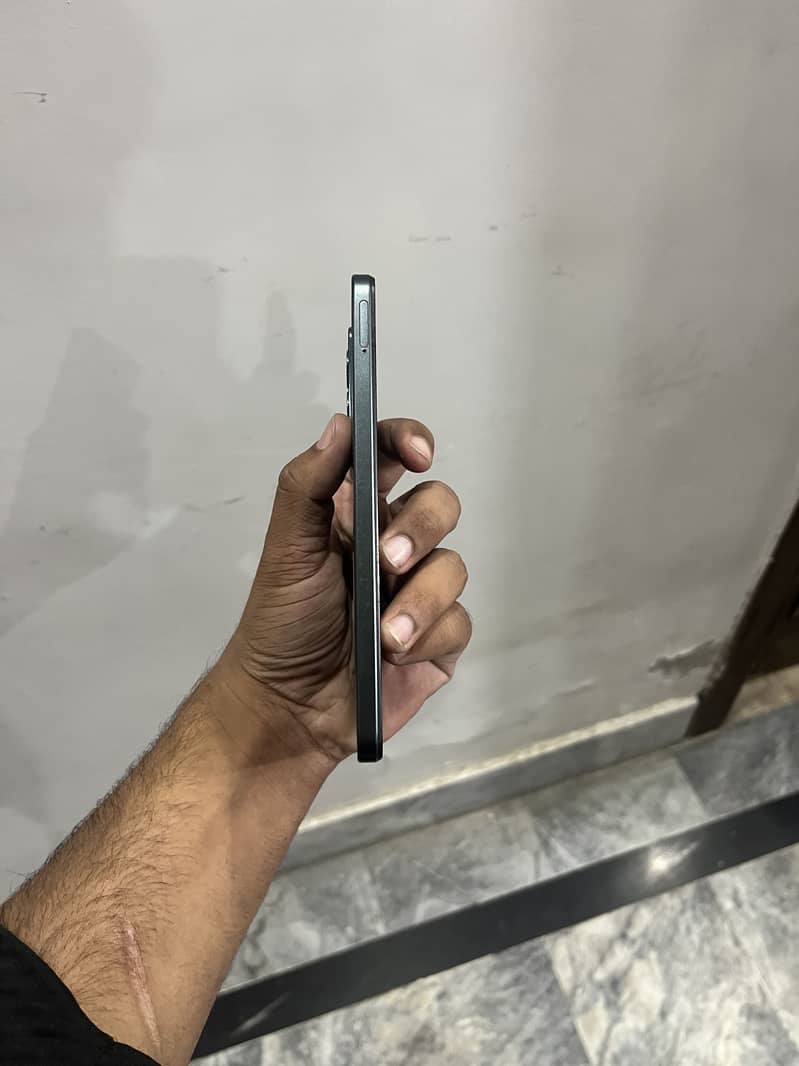 Realme C71 1