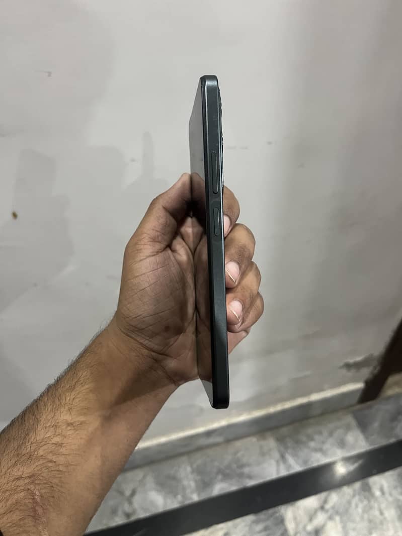 Realme C71 3