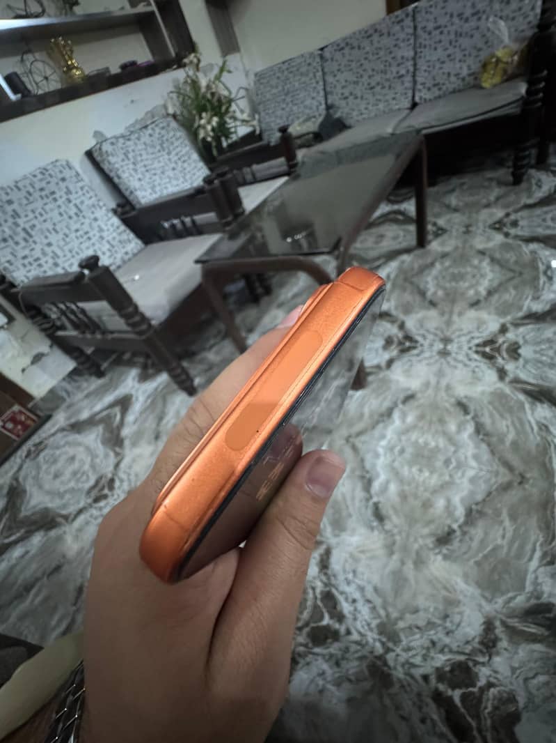 Apple iPhone 17 Pro Max 1