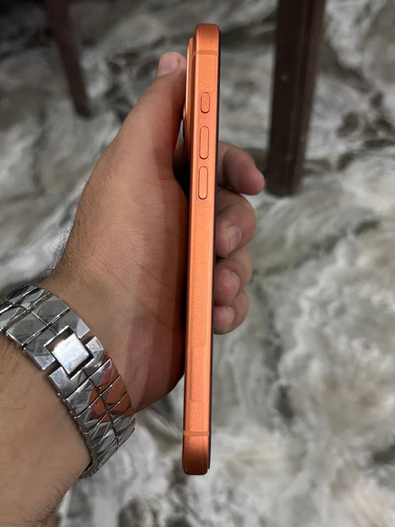 Apple iPhone 17 Pro Max 7
