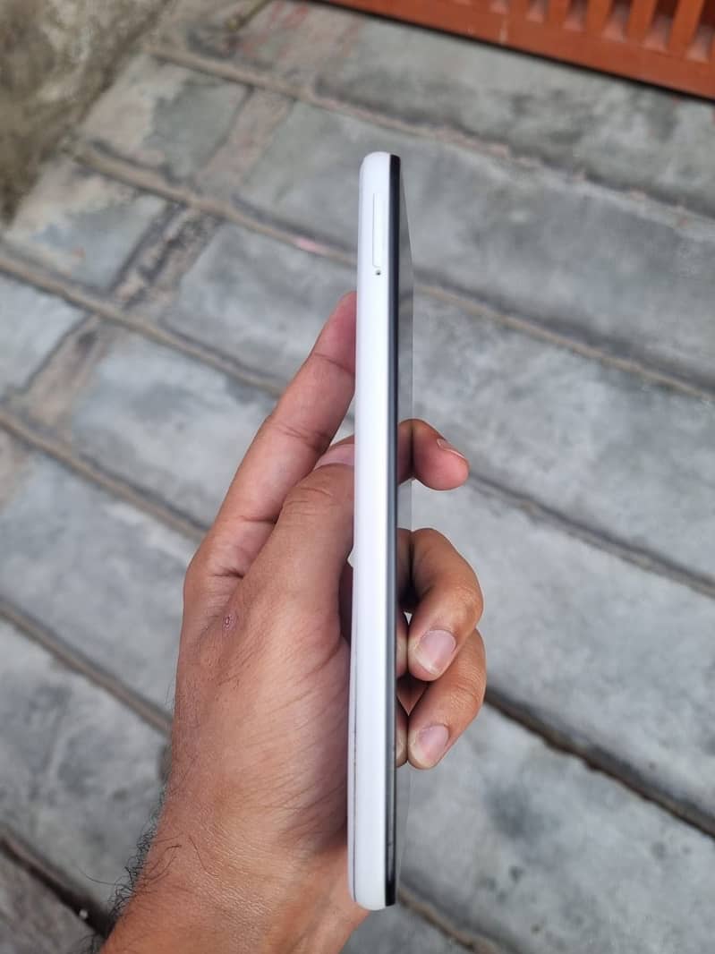 Samsung Mobile A22 1