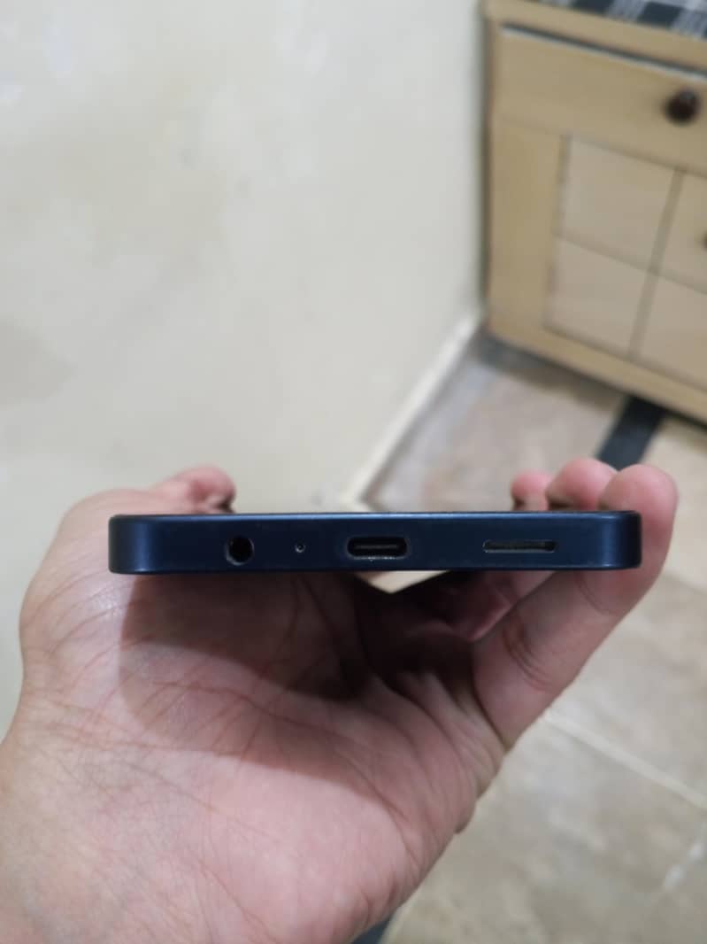 Samsung Mobile A06 2