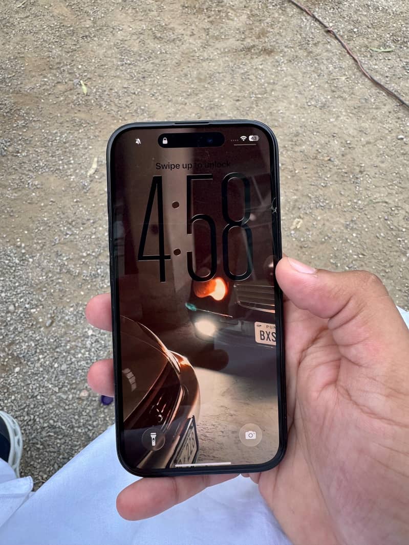 Apple iPhone 16 1