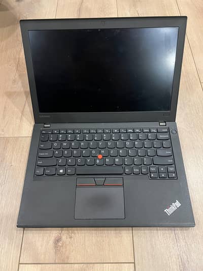 Lenovo ThinkPad X270 | Compact, Fast & Reliable Business Laptop