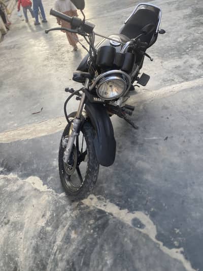 YBR 125 G