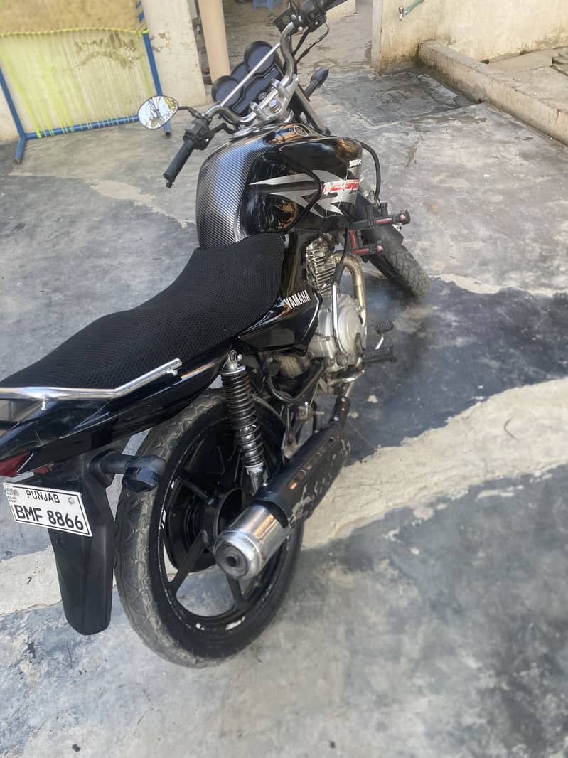 YBR 125 G 6