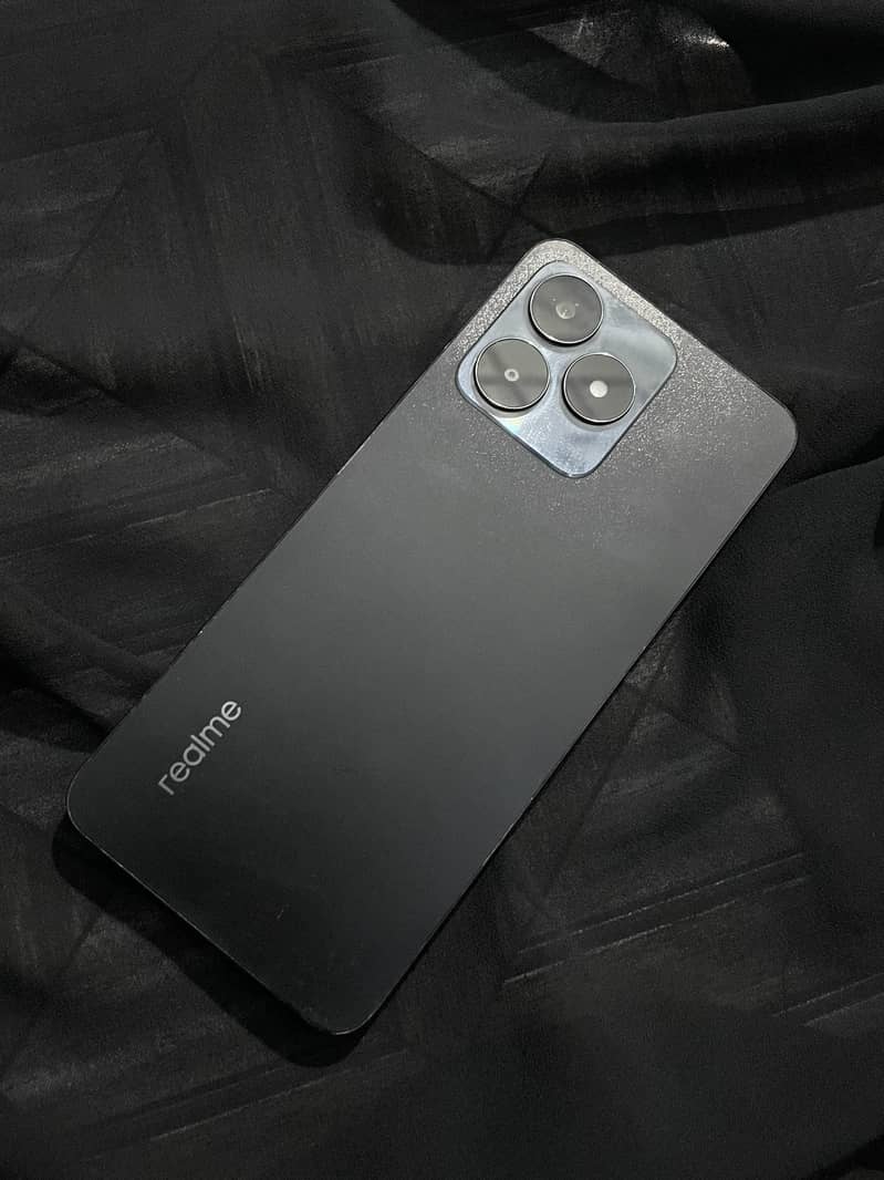 realme C53 0
