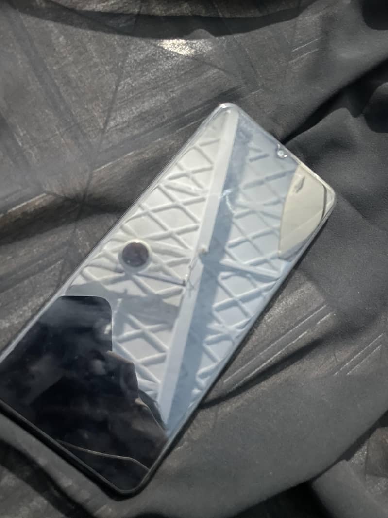 realme C53 4